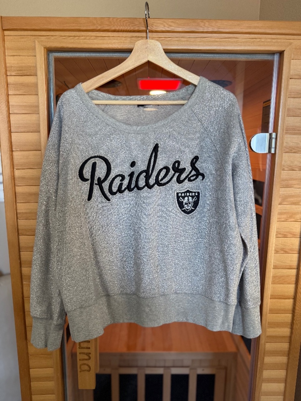 Las Vegas Raiders Lightweight Sweatshirt | Women's XL (Fits Large) | NWOT